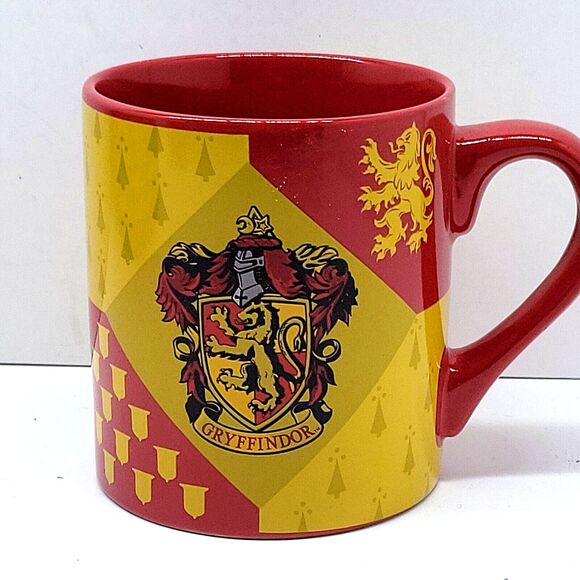 Harry Potter Coffee Mug Gryffindor House Crest  Cup Ceramic 14oz - Picture 10 of 12